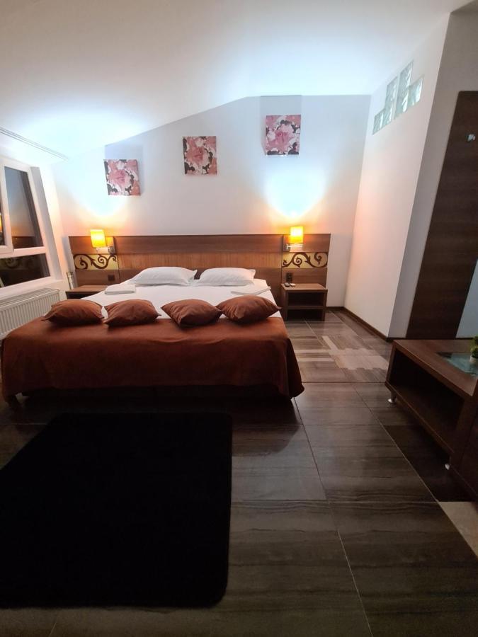 Garsoniera Privata Bed and Breakfast Bucarest Exterior foto