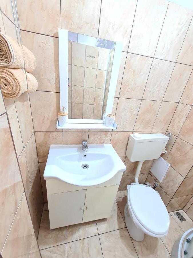 Garsoniera Privata Bed and Breakfast Bucarest Exterior foto