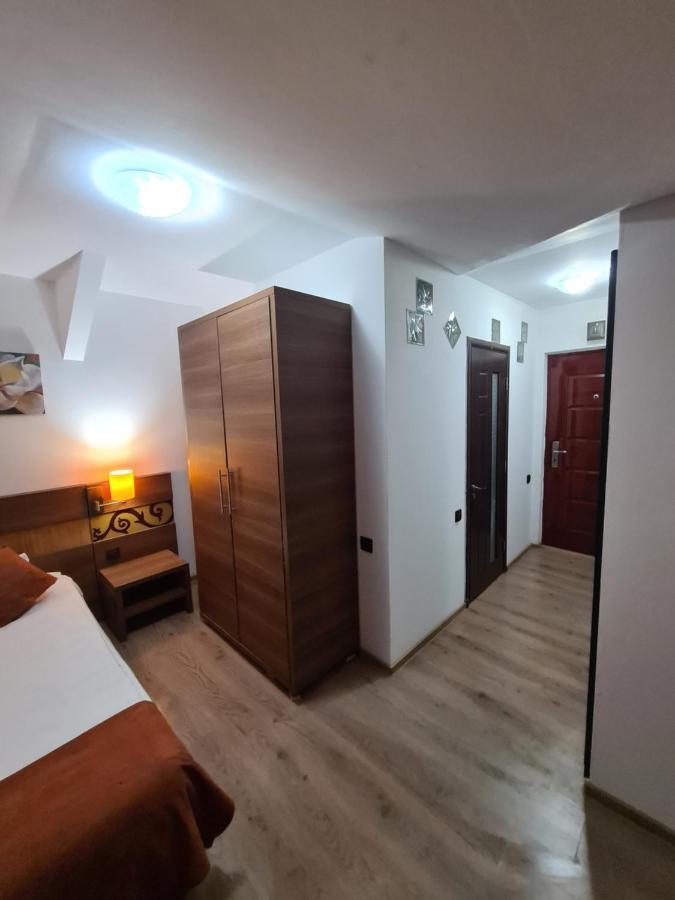 Garsoniera Privata Bed and Breakfast Bucarest Exterior foto